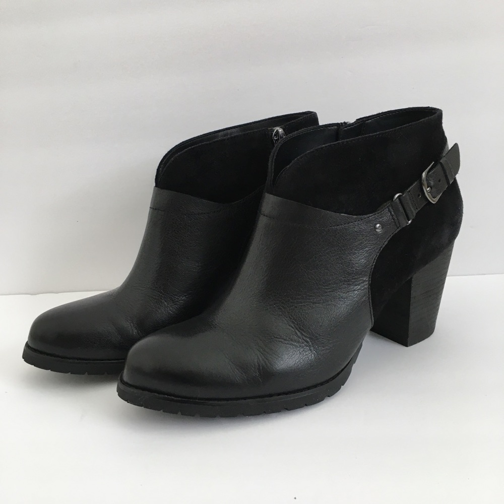 Clarks Mission Parker Black Ankle Boots